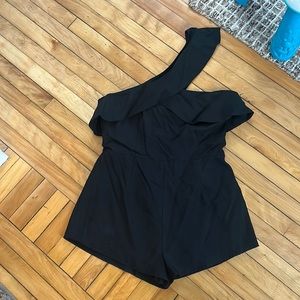 Cute Lulu’s black romper